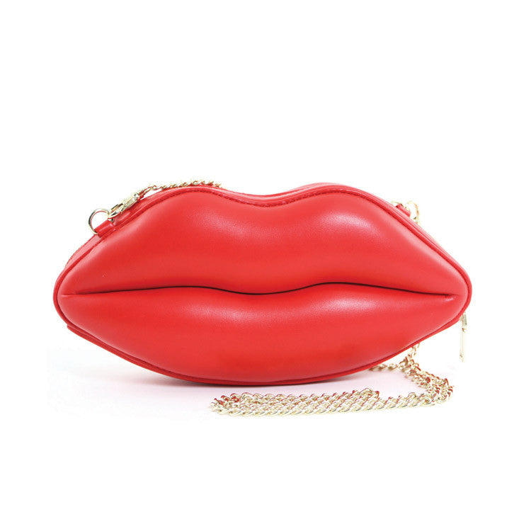 POUTY LIPS SHOULDER PURSE